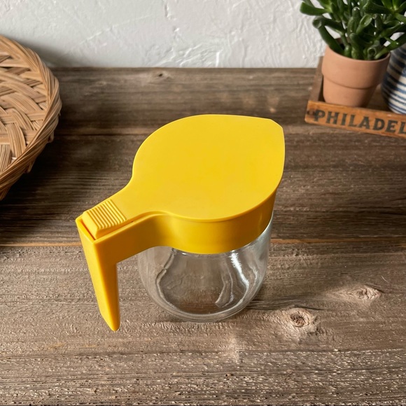 Creamer Pitcher - Picture 2 of 4